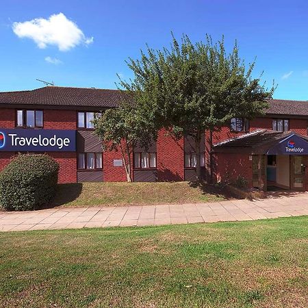 Travelodge Northampton Upton Way Экстерьер фото